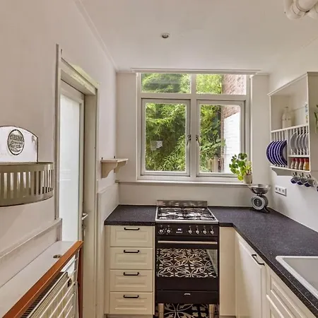 Apartment City Loft With Garden Getaway *